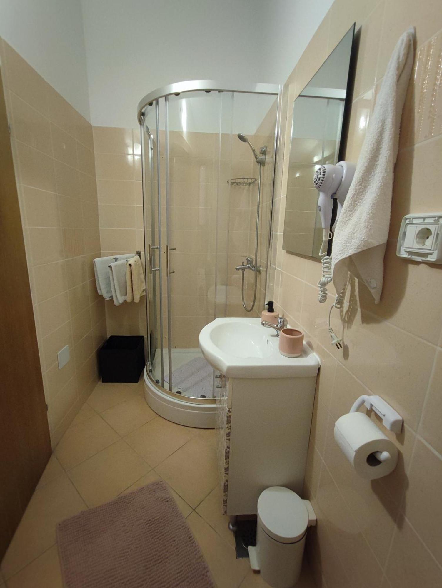 Apartment Nika ウマグ エクステリア 写真