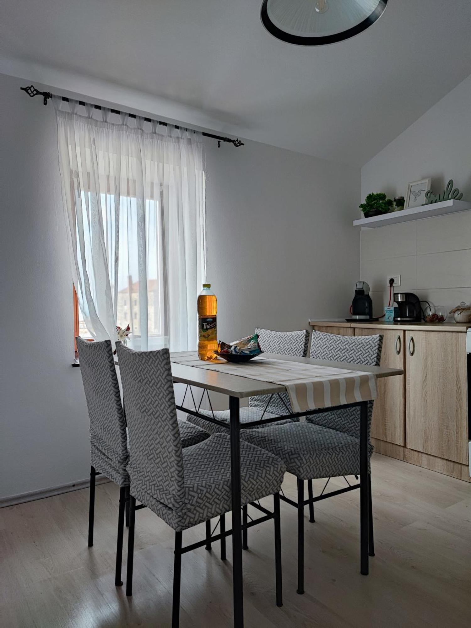 Apartment Nika ウマグ エクステリア 写真